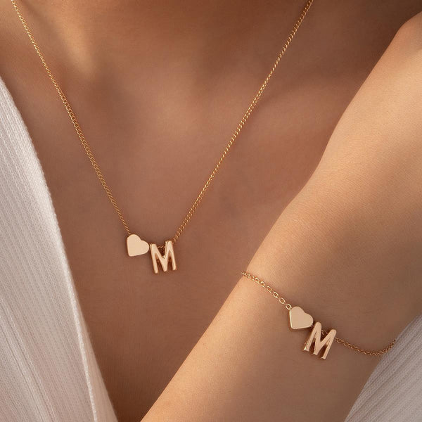 Vintage fashion metal love letter M necklace